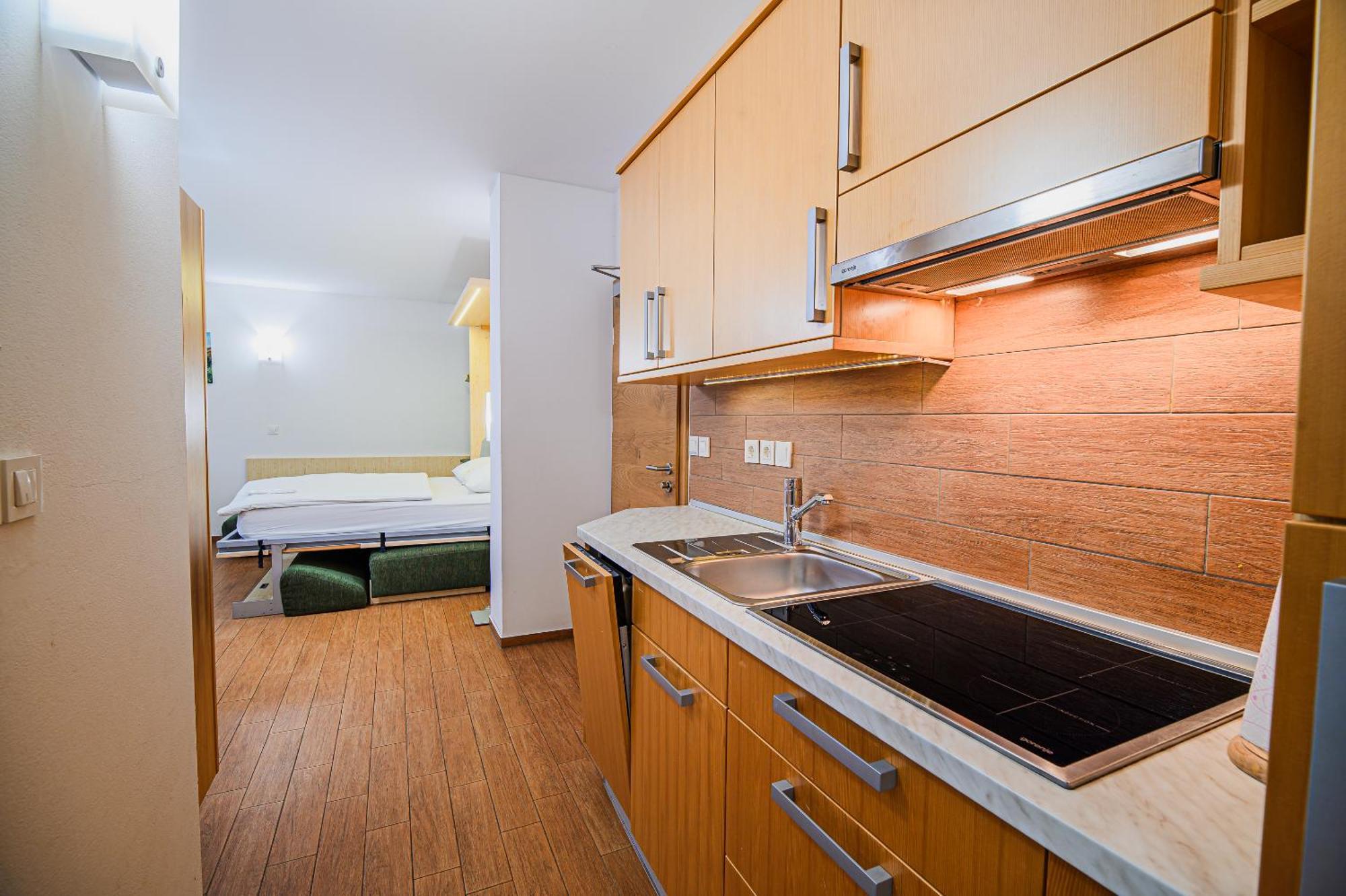 Apartments Maleric With Indoor Pool And Wellness Dragatuš Oda fotoğraf