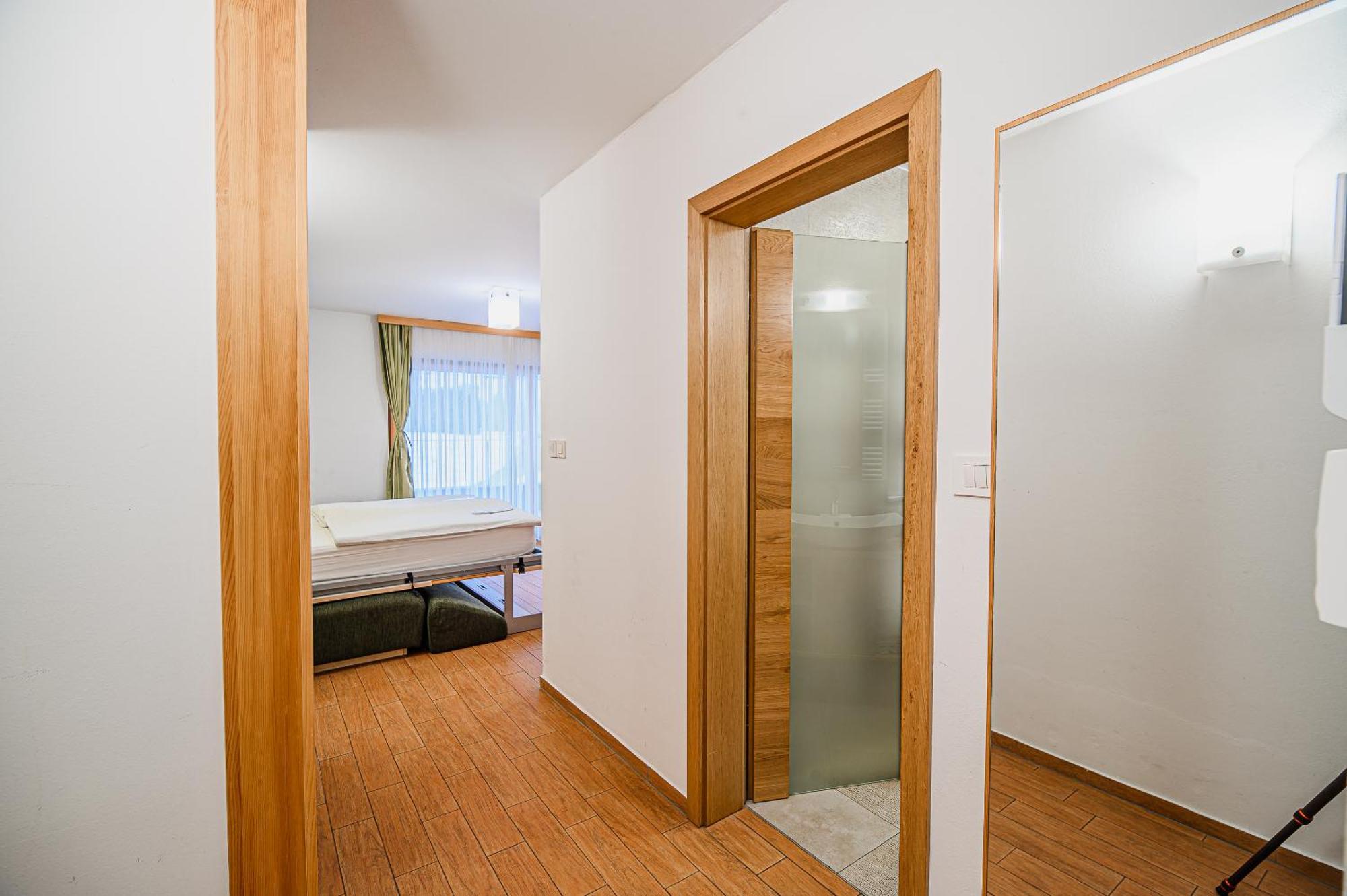 Apartments Maleric With Indoor Pool And Wellness Dragatuš Oda fotoğraf
