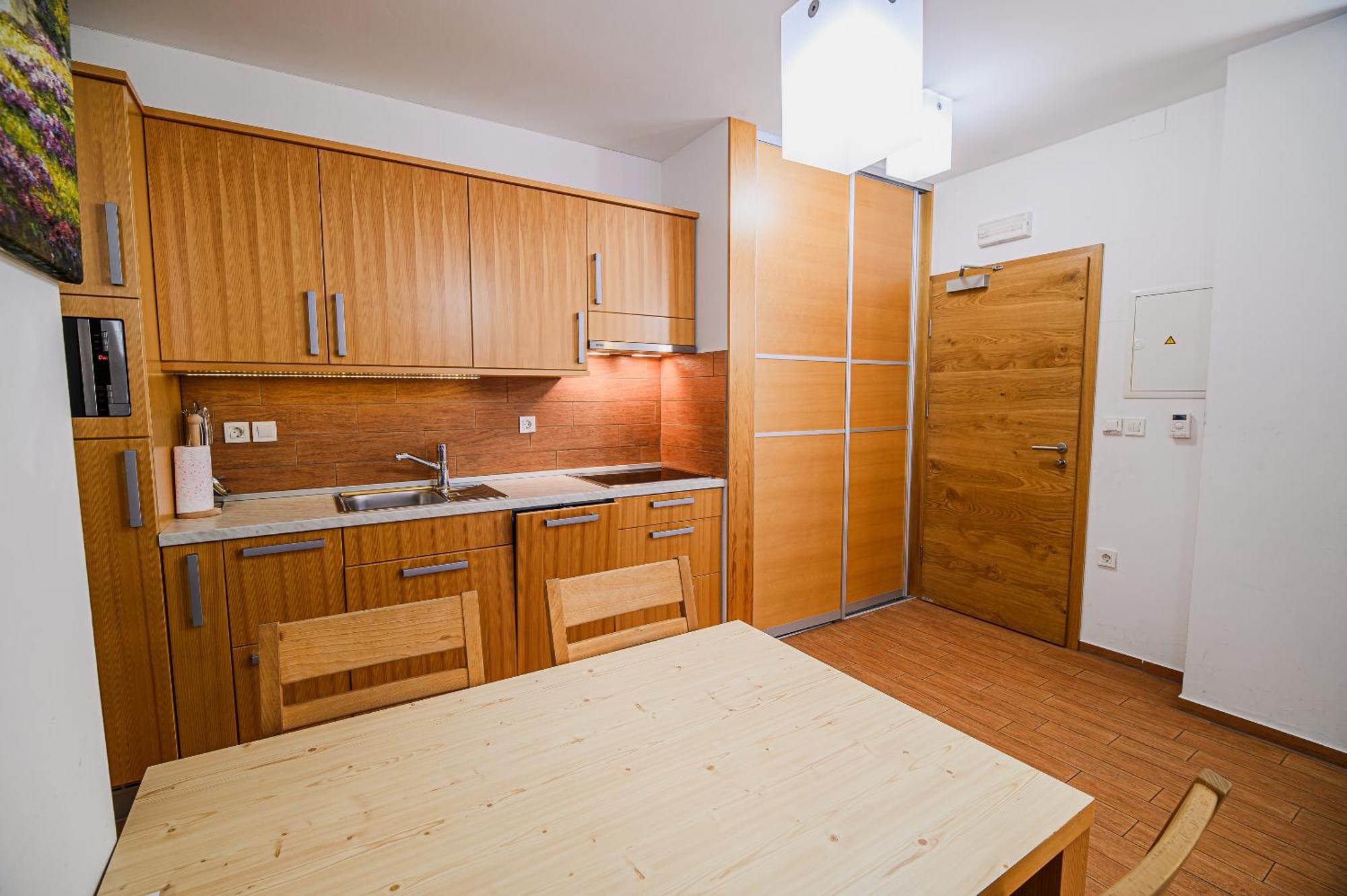 Apartments Maleric With Indoor Pool And Wellness Dragatuš Oda fotoğraf
