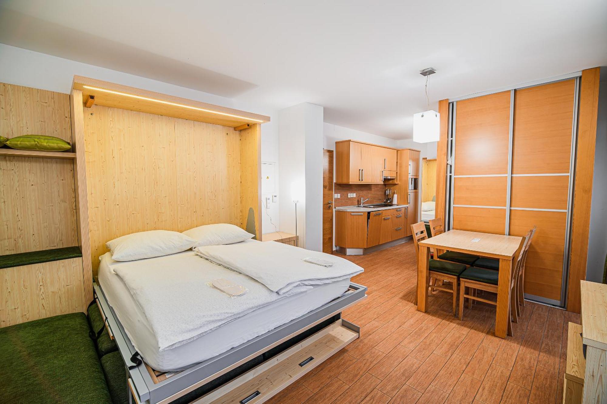 Apartments Maleric With Indoor Pool And Wellness Dragatuš Oda fotoğraf