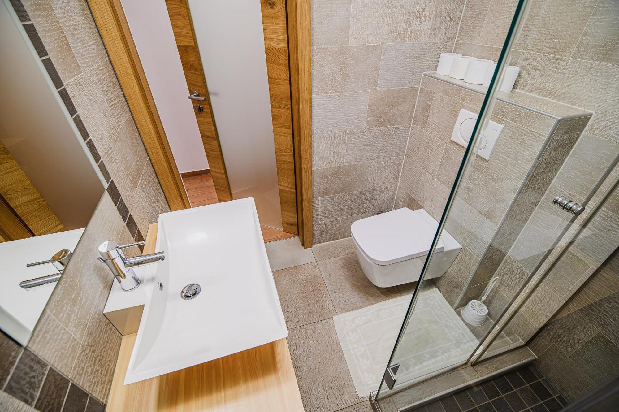 Apartments Maleric With Indoor Pool And Wellness Dragatuš Oda fotoğraf